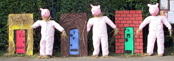 Click to Enlarge this image of a Harpole Scarecrow (2008_2/100_2580.jpg)